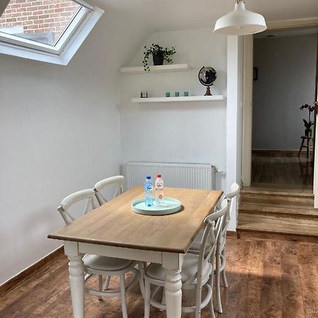 Rustig Appartement In Het Groen Met Terras Kontich Ngoại thất bức ảnh